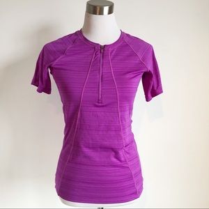 Athleta Pacifica Jazzy Purple Fuchsia UPF Short Sleeved Swim Top, size Small